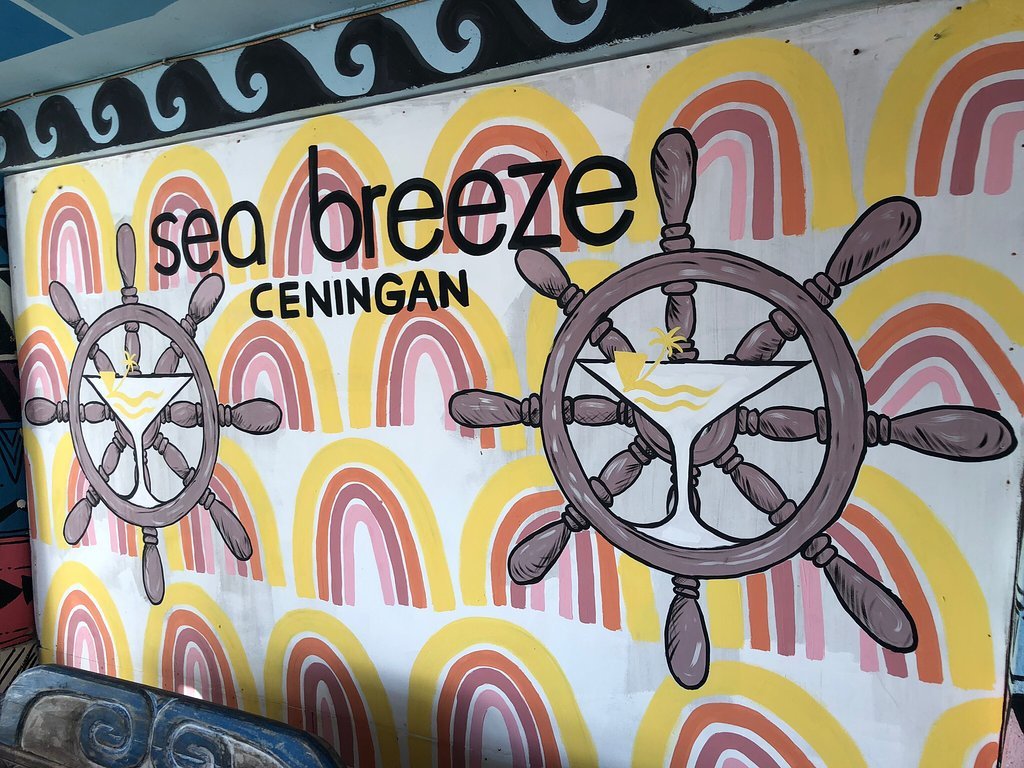 Sea Breeze Bar & Restaurant